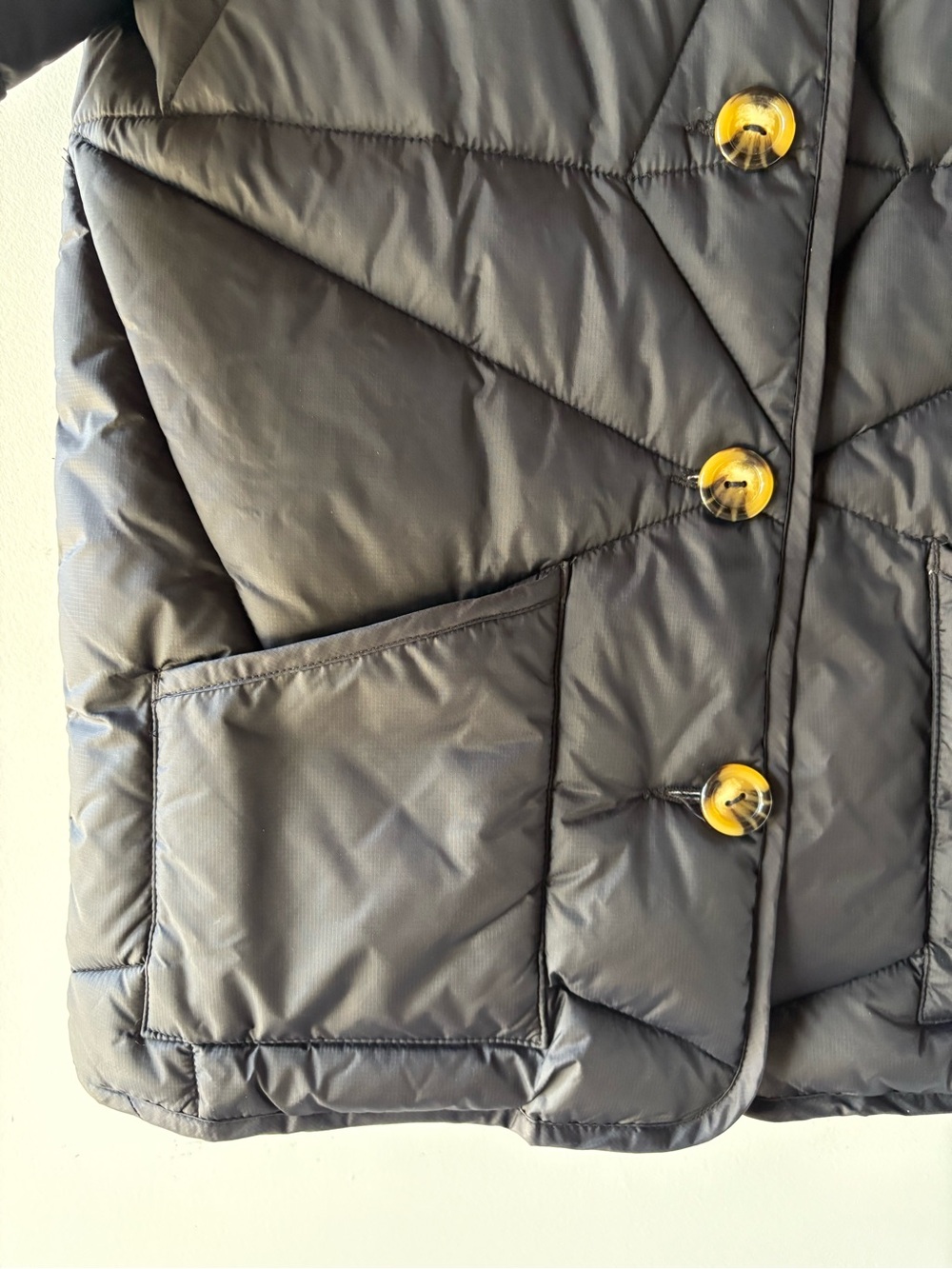 Bearded Goat Hakuba Black Puffer Jacket Quilted Small Winter Cozy Gorpcore Coat View 4